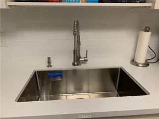 Photo #4: OC24128856 Listing