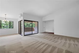 Photo #3: OC24129117 Listing 