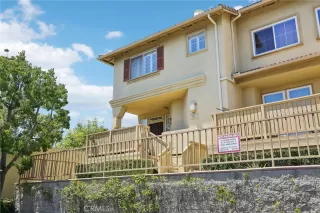 Photo #2: OC24129163 Listing 