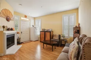 Photo #6: OC24129163 Listing 