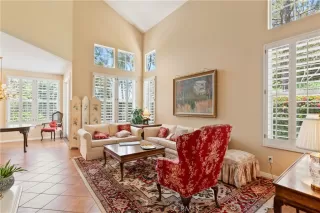 Photo #1: OC24129168 Listing