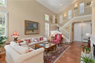 Photo #2: OC24129168 Listing