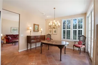 Photo #4: OC24129168 Listing