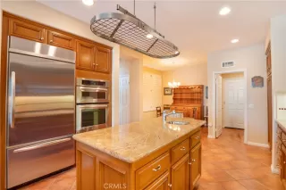 Photo #5: OC24129168 Listing