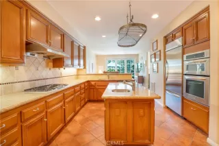 Photo #6: OC24129168 Listing