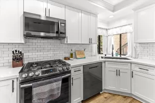 Photo #3: OC24129185 Listing 