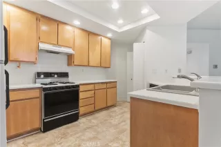 Photo #1: OC24129284 Listing 