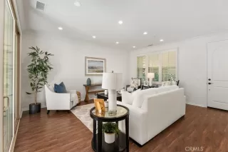 Photo #3: OC24130032 Listing 