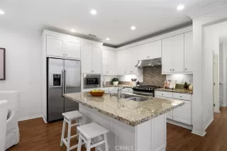 Photo #5: OC24130032 Listing 