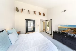 Photo #4: OC24130232 Listing 