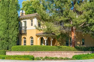 Photo #6: OC24130668 Listing 