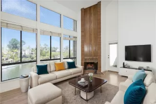 Photo #1: OC24130979 Listing 