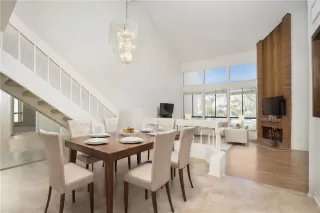 Photo #2: OC24130979 Listing 