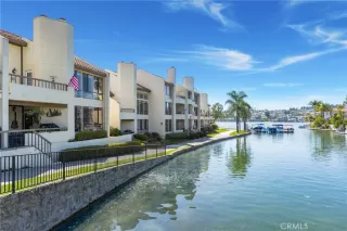 Photo #5: OC24130979 Listing 