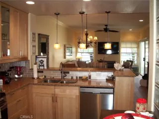 Photo #2: OC24130989 Listing 