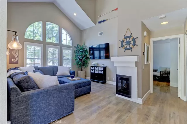 MLS: OC24131102 Condo For Sale