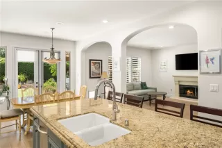 Photo #3: OC24131332 Listing 