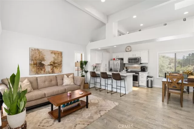 MLS: OC24131448 Condo For Sale