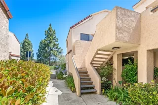 Photo #2: OC24131448 Listing