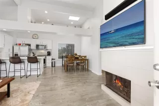 Photo #5: OC24131448 Listing