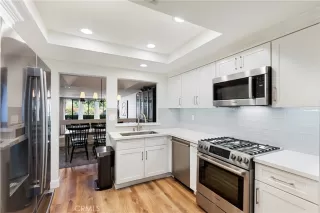 Photo #4: OC24131974 Listing