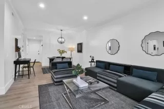 Photo #6: OC24132038 Listing 