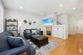 Photo #3: OC24132067 Listing 