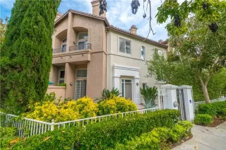 More Details about MLS # OC24132305 : 11 FLORENTINE