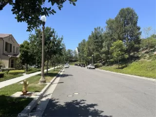 Photo #2: OC24132695 Listing 