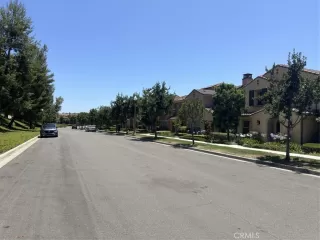 Photo #3: OC24132695 Listing 