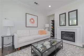 Photo #6: OC24132695 Listing 