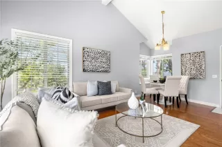 Photo #6: OC24132813 Listing