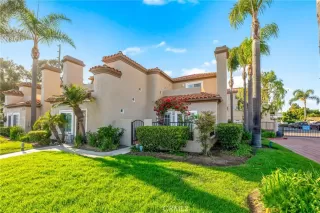 Photo #2: OC24132985 Listing 