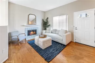 Photo #4: OC24132985 Listing 