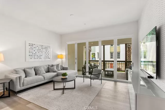 MLS: OC24133014 Condo For Sale