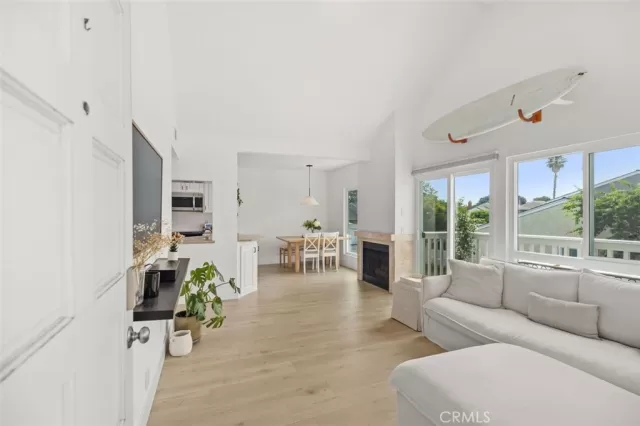 MLS: OC24133541 Condo For Sale