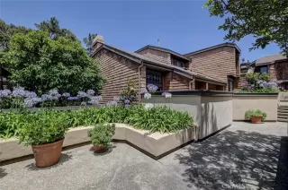 Photo #4: OC24133806 Listing 