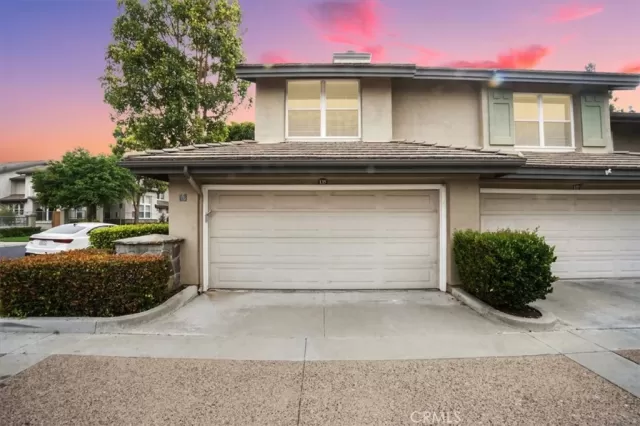 MLS: OC24133916 Condo For Sale