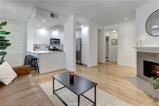 Photo #2: OC24134202 Listing 