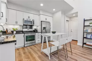 Photo #3: OC24134204 Listing 