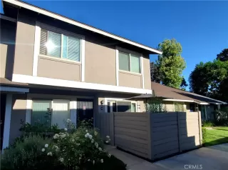 Photo #4: OC24134440 Listing 