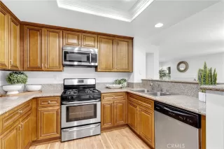 Photo #6: OC24134720 Listing 