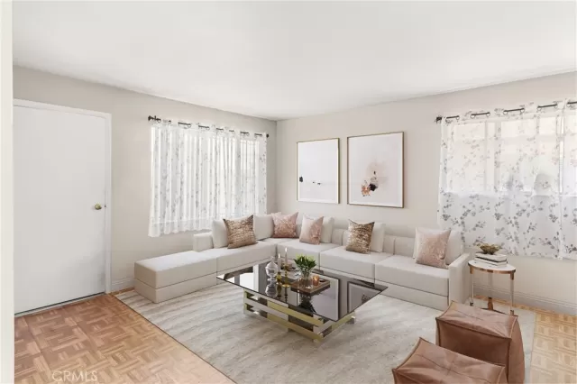 MLS: OC24135408 Condo For Sale