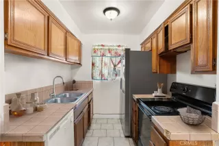 Photo #3: OC24135408 Listing 