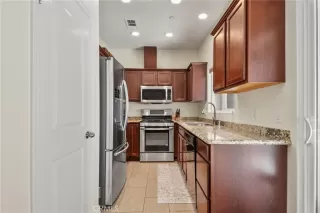 Photo #5: OC24135451 Listing 