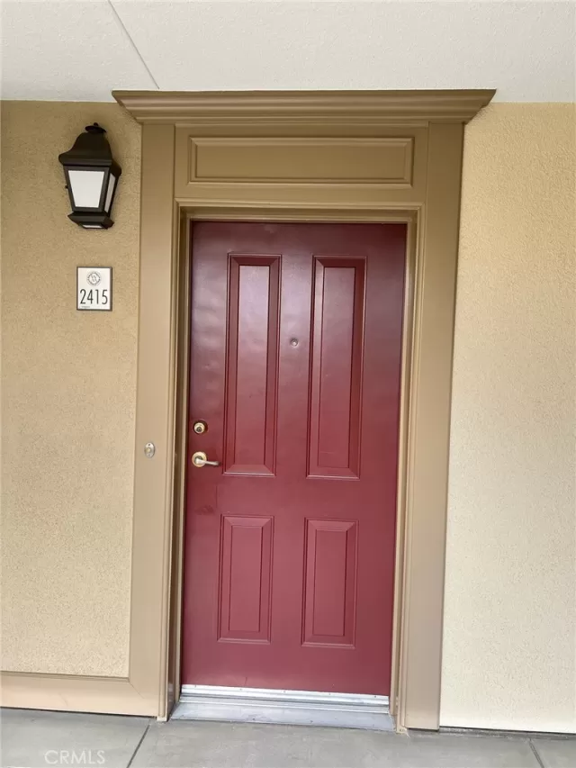 MLS: OC24135735 Condo For Sale