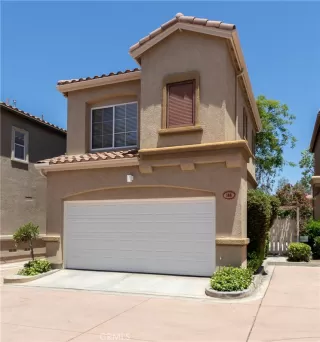 Photo #1: OC24135955 Listing