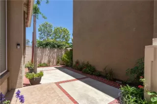 Photo #5: OC24135955 Listing