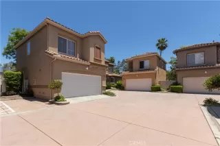 Photo #6: OC24135955 Listing