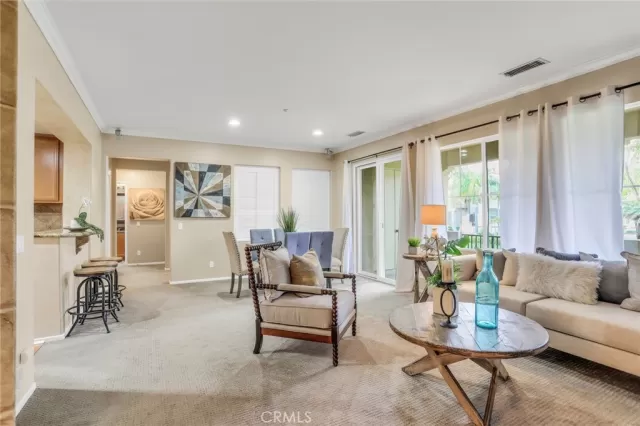 MLS: OC24136143 Condo For Sale